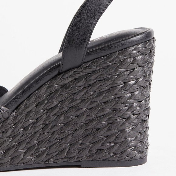 Torrid Black Wedge Sandals - Picture 5 of 10